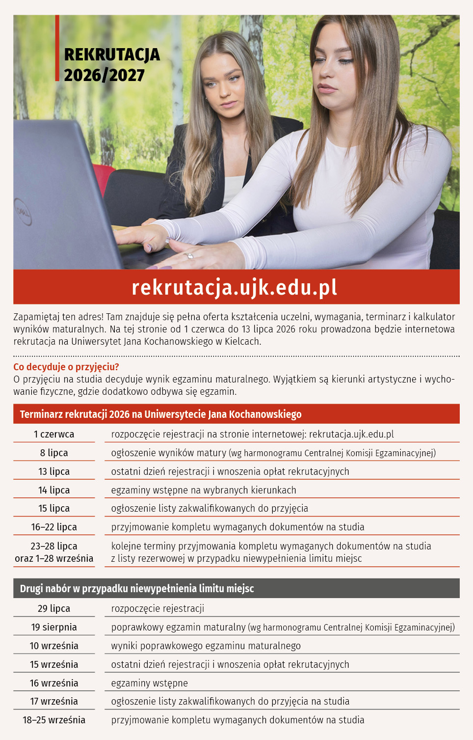 Materiał promocyjny dotyczący rekrutacji na rok akademicki 2026/2027 na Uniwersytecie Jana Kochanowskiego w Kielcach. Grafika zawiera zdjęcie studentek pracujących przy laptopie oraz harmonogram najważniejszych terminów związanych z procesem rekrutacji, przedstawiony w czytelnej tabeli. Kolorystyka oparta na odcieniach pomarańczowego i bieli podkreśla informacyjny charakter plakatu.